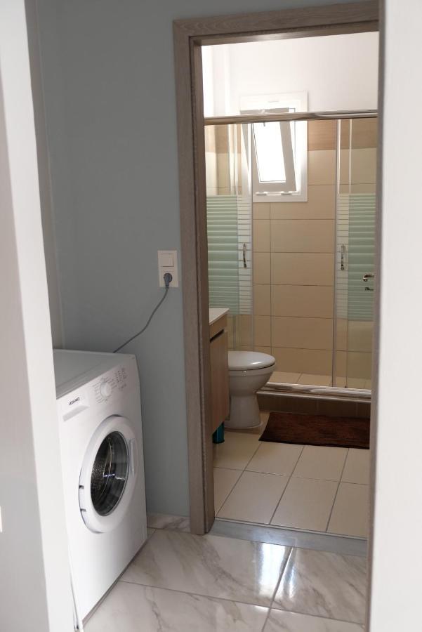 Bright & Comfy Apartments Near The Beach 科斯镇 外观 照片